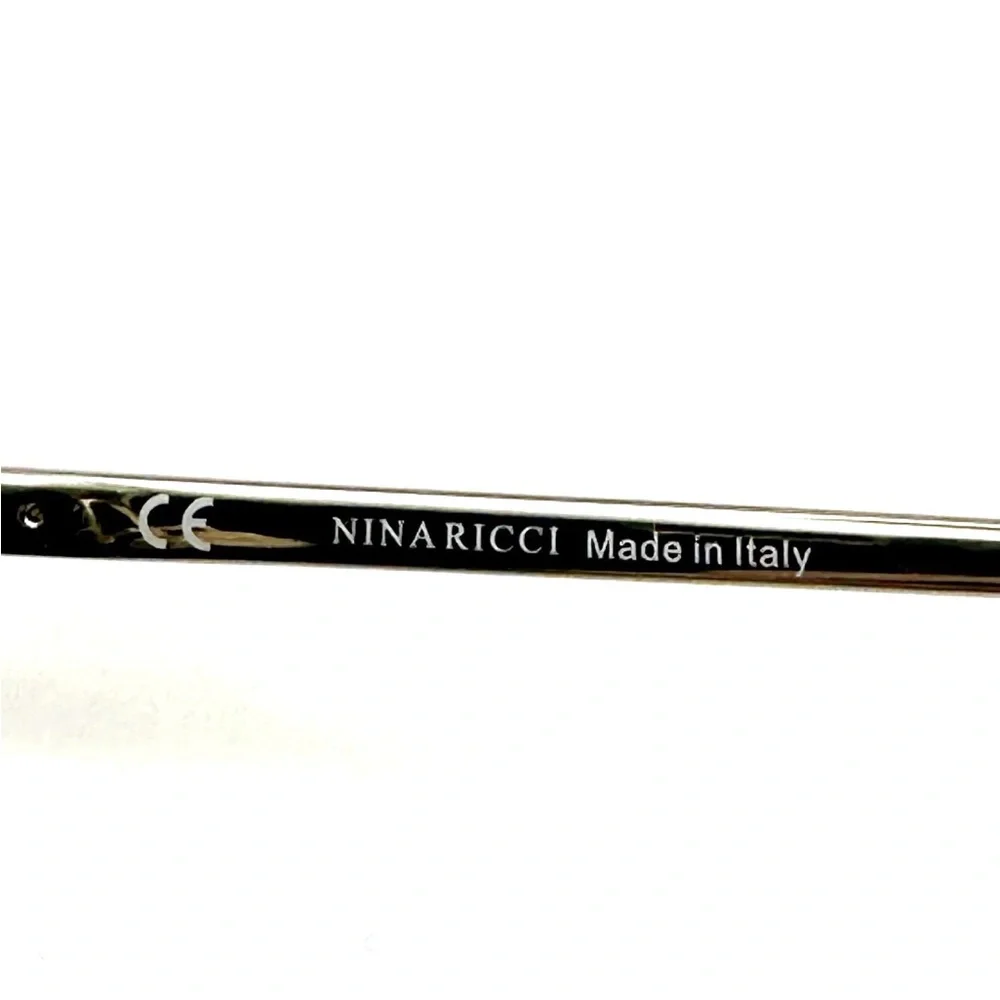 Nina Ricci, designer sunglasses model SNR153 New w/o Tags